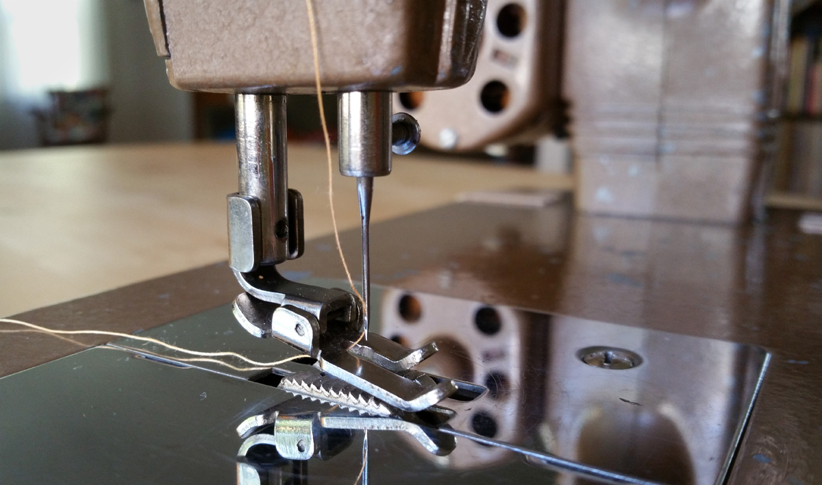 Miss Sews-it-all: Vintage Sew-Rite Toy Sewing Machine