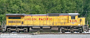 UP 9219 D840C Dash GE Locomotive Train Engine Cab (up dash ge locomotive train engine leased norfolk southern railroad macon georgia brosnan rail yards)