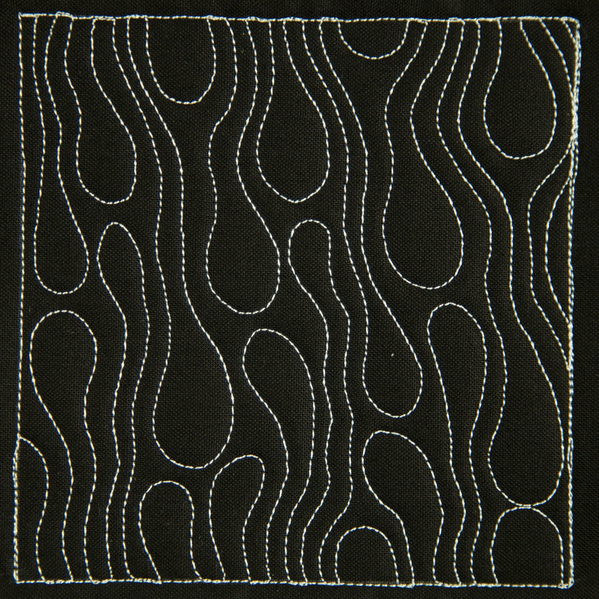 The Free Motion Quilting Project: Day 15 - Flowing Glass