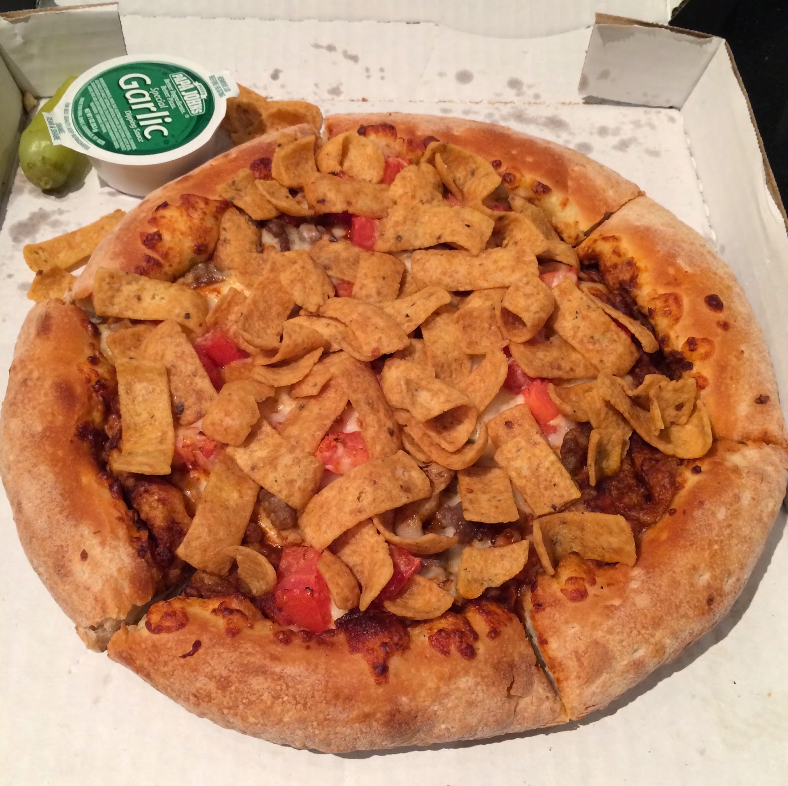 Papa John's Fritos Chili Pizza / パパジョーンズのフリートス チリ ピザ I'm Made of