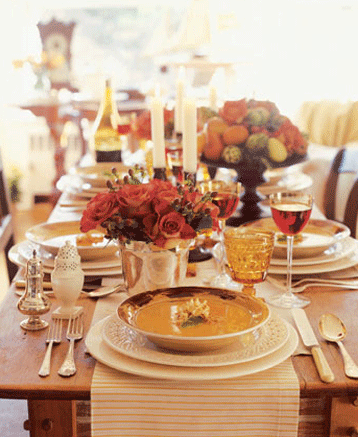Simplified Bee Thanksgiving Table Setting And Decorating Ideas