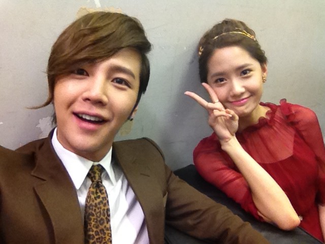 [News][24.07.12] SNSD YoonA tại buổi họp báo của "Love Rain" ở Nhật Bản cùng Jang Geun Suk Snsd+yoona+jang+geun+suk