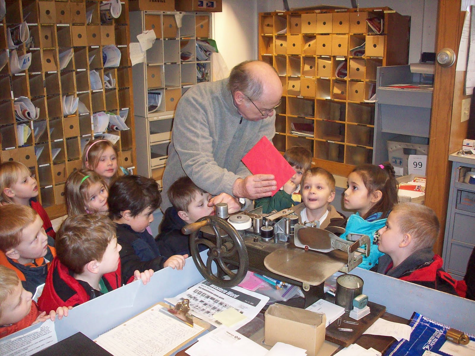 NewellFonda Preschool Field Trip to the Post Office