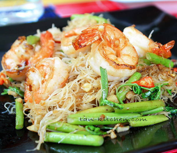 Shrimp Fried Noodles