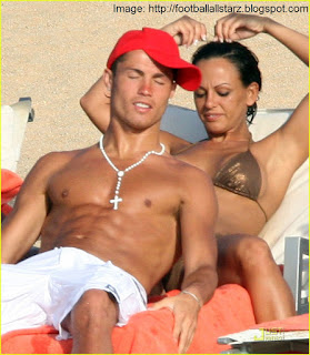 Cristiano Ronaldo with girlfriend