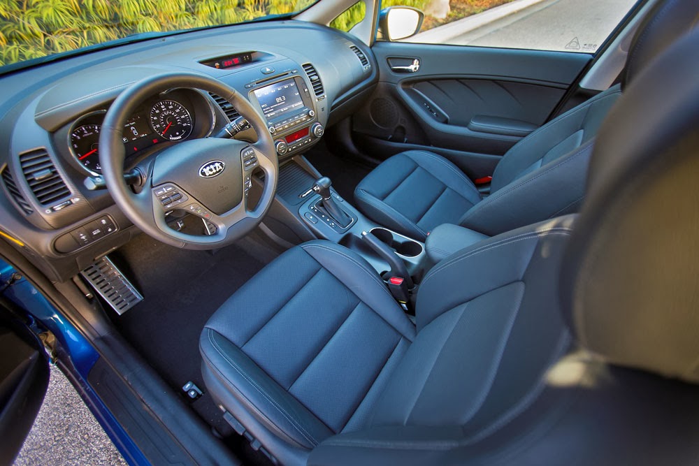 2014 Kia Forte EX interior