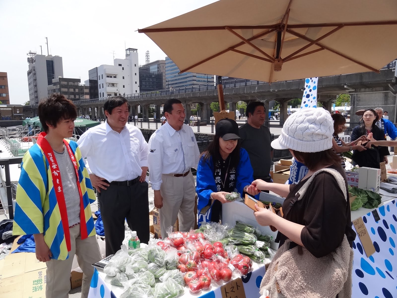 亀岡偉民手記 野菜販売in 横浜