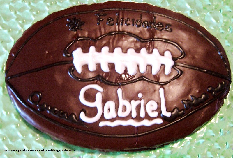 Ronyreposteriacreativa PASTEL DE BALON DE FUTBOL AMERICANO