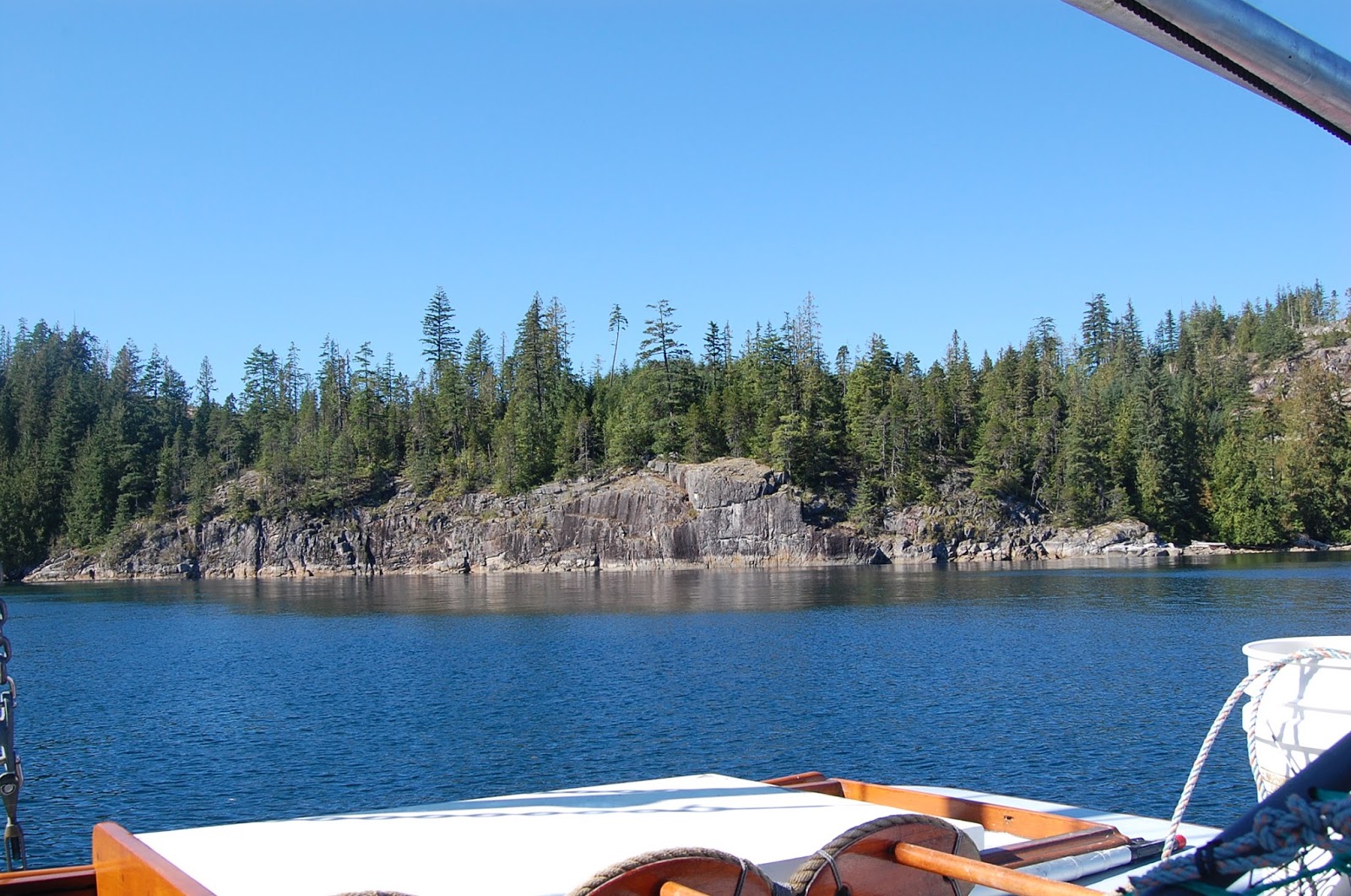 Adventure to Alaska!: Otter Cove, Discovery Channel, B.C. 09.10.2013