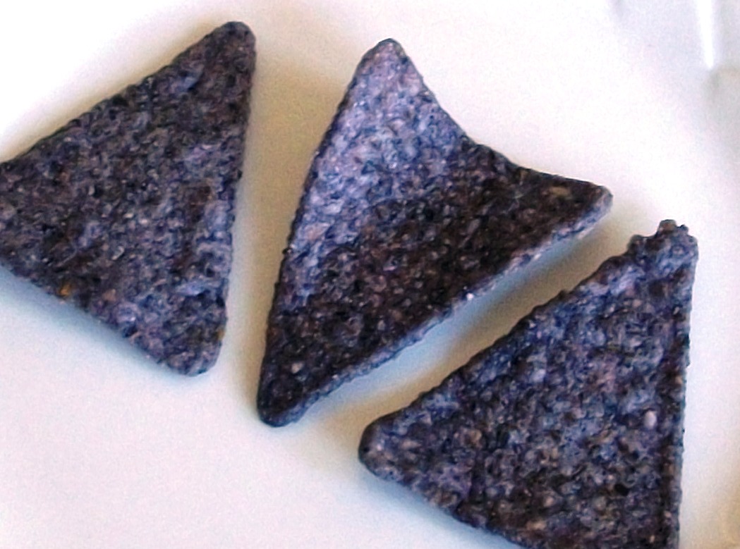 Sesame Spicy & Blue Corn Chips Tortilla chips, Gluten free tortilla