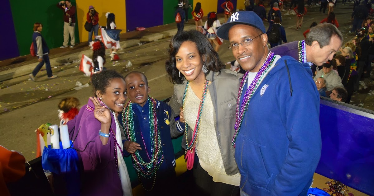 Blog In The Night: Mardi Gras Parades