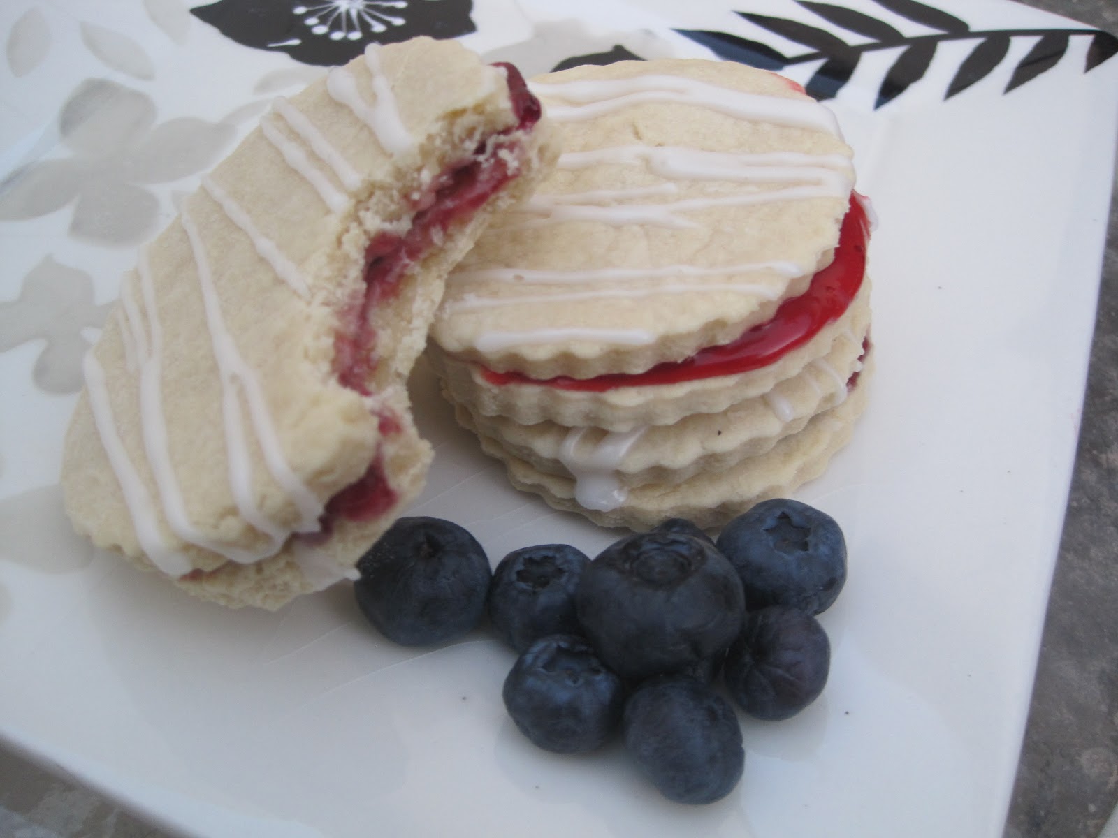 Cupcake Apothecary Blueberry and Strawberry Jam Sandwiches with Lemon