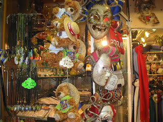 Венеция. Магазин карнавальных масок.