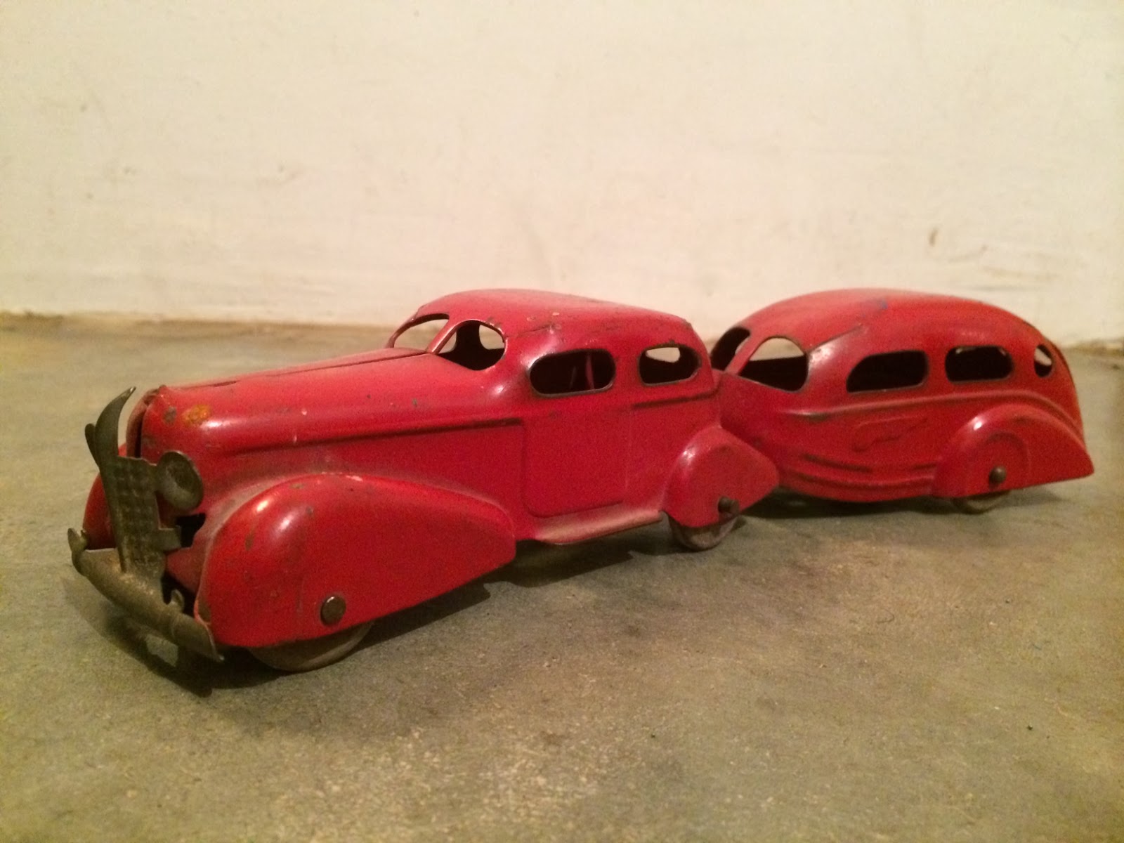 autoliterate Art Deco toys