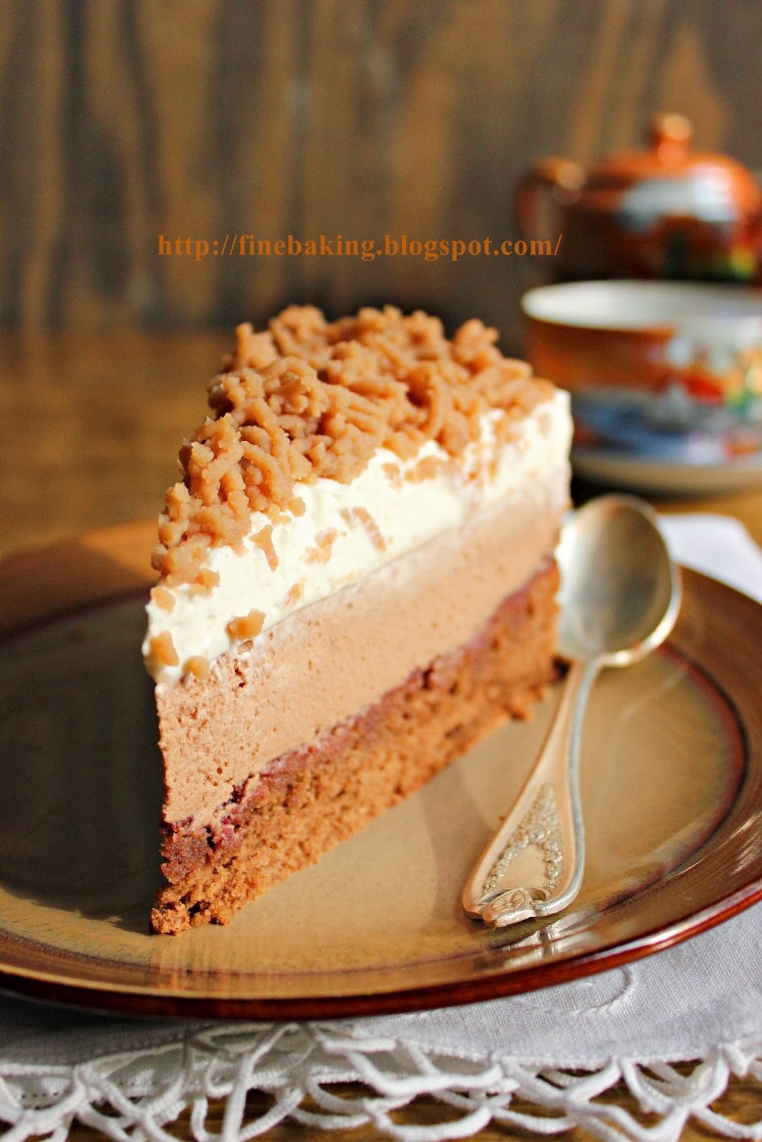 Chocolate dust: Chestnut cream cake