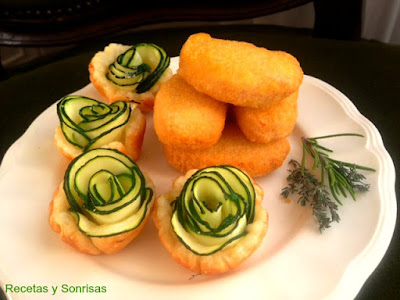 Nuggets De Pollo Con Rosas De Calabacín
