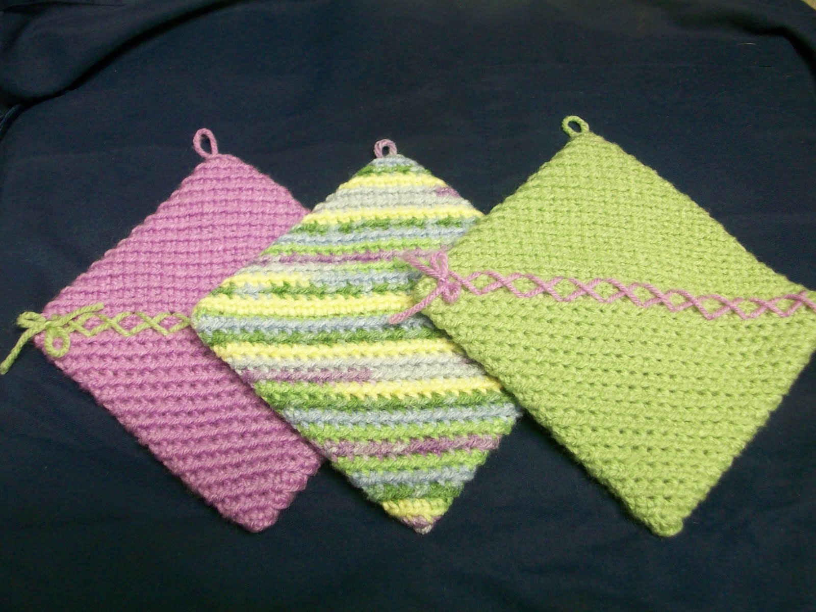 My Crocheted World: Free Hotpad/Potholder Instructions