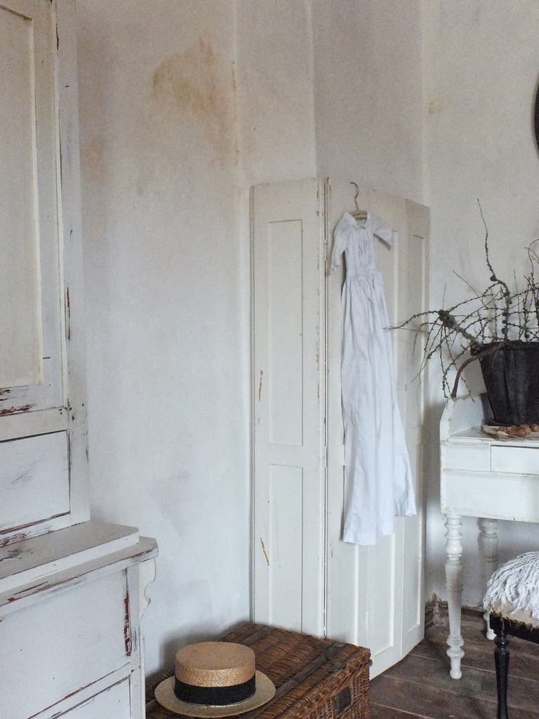 princessgreeneye: Schlafzimmer im "kleinen Haus"...........