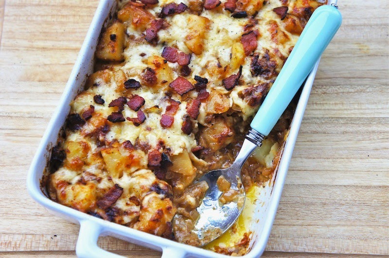 Baked Potato With Cheese And Bacon
