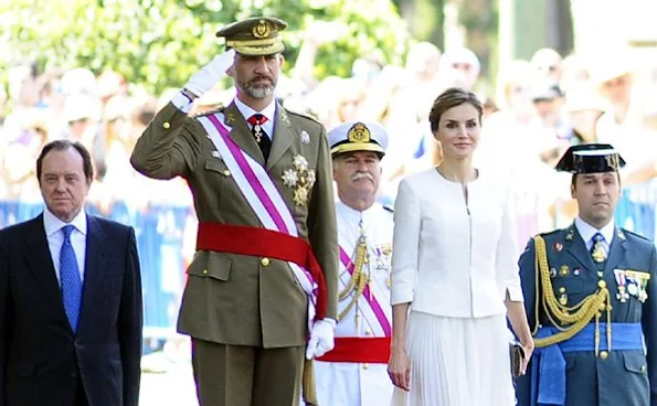 Spanish Royals attended the 2015 Armed Forces Day at Plaza de la Lealtad