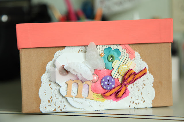 vintage pretty: DIY Turn a Shoe box into a Gift Box