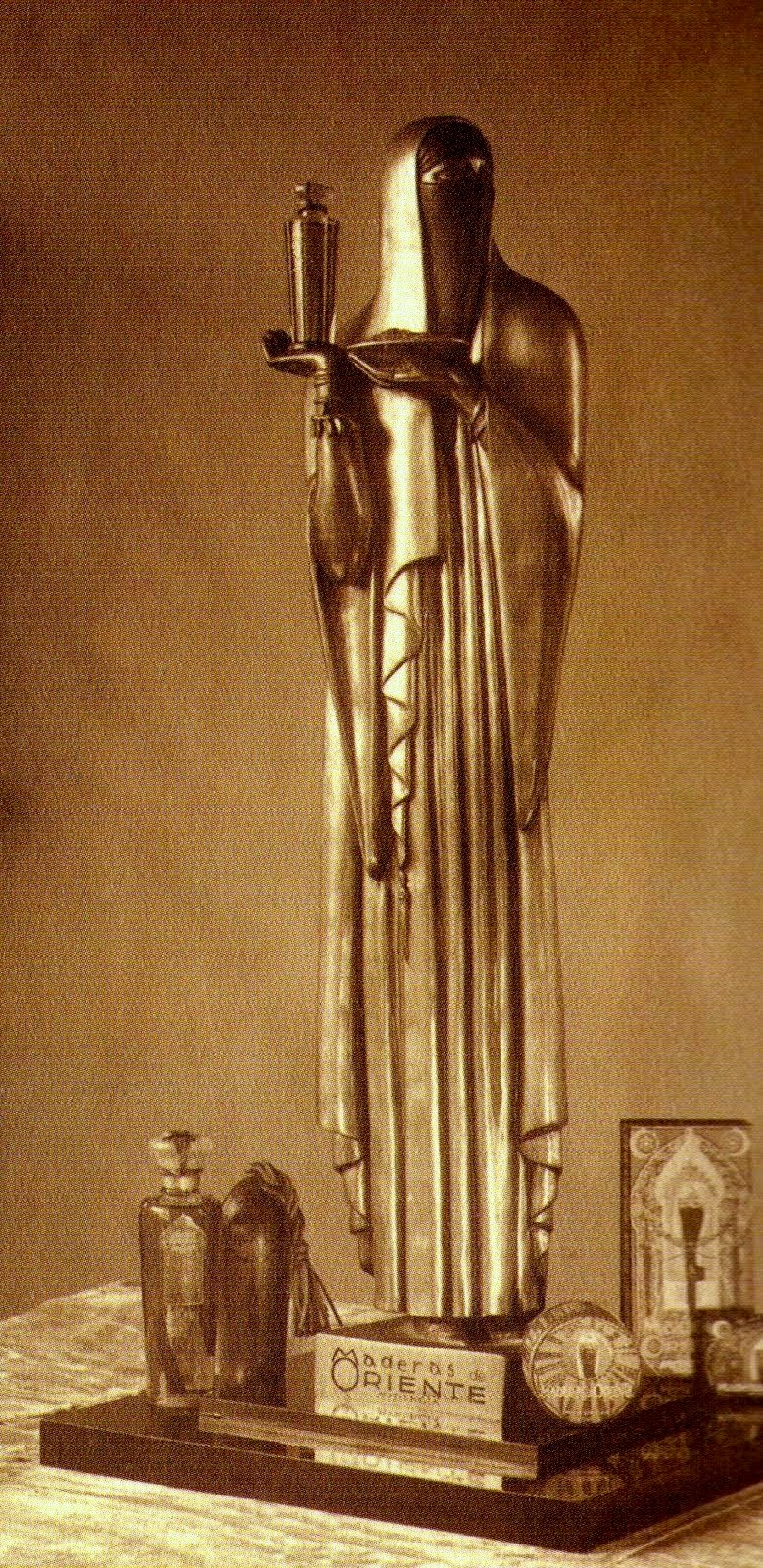 Cleopatra's Boudoir: Maderas de Oriente by Myrurgia c1918
