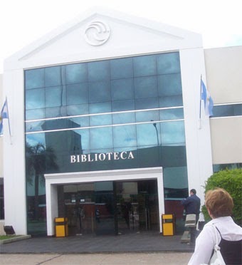 Biblioteca de la Universidad Nacional de La Matanza.