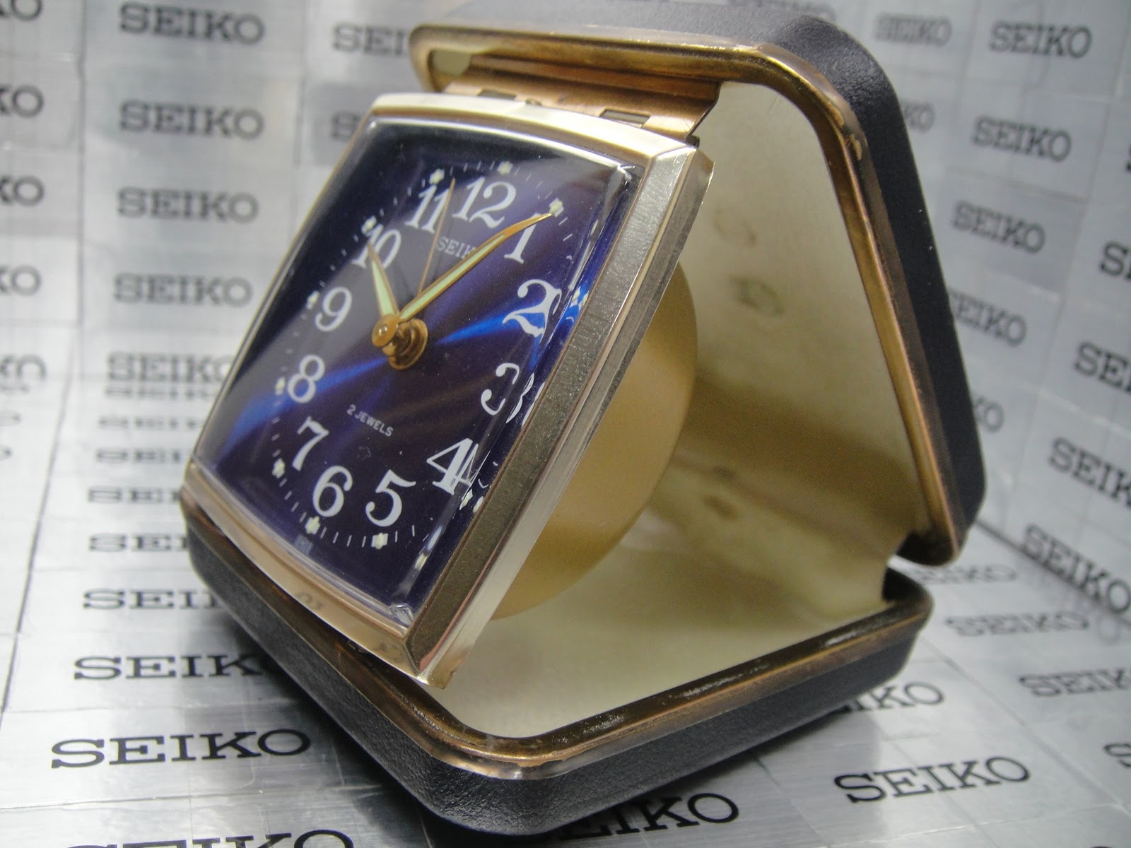 Antique Watch Bar SEIKO TRAVEL ALARM CLOCK 01 (SOLD)