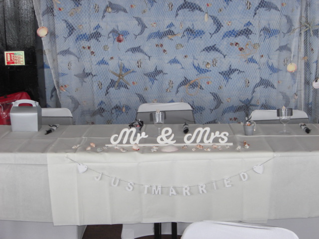 Here we have the top table decorations I bought the Mr Mrs letters from 