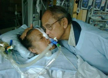 Toko Buku Diskon AFKARI: Habibie dan Ainun