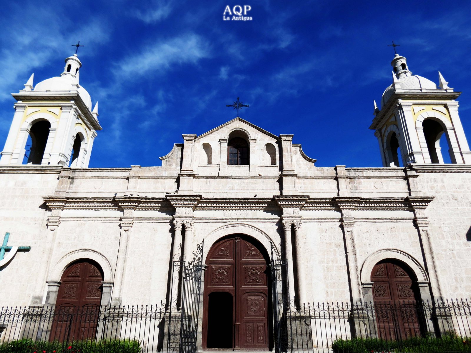 Arequipa La Antigua: Templo San Antonio Abad - Miraflores (Parte 1)