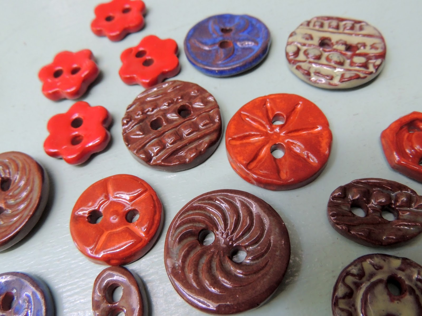 22 Applegate Lane Making Ceramic Buttons