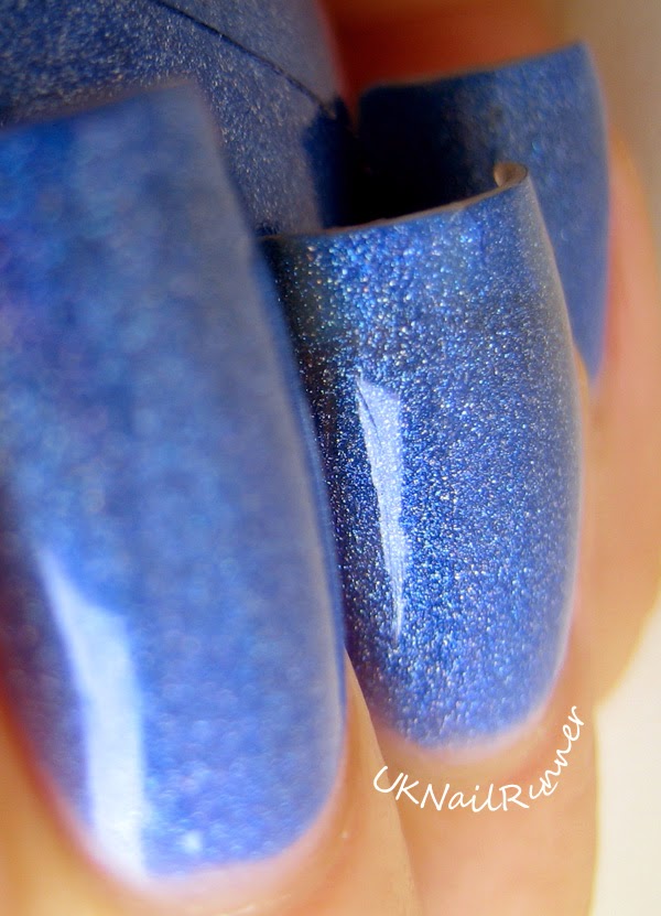 UKNailRunner Dark Metal Lacquer True