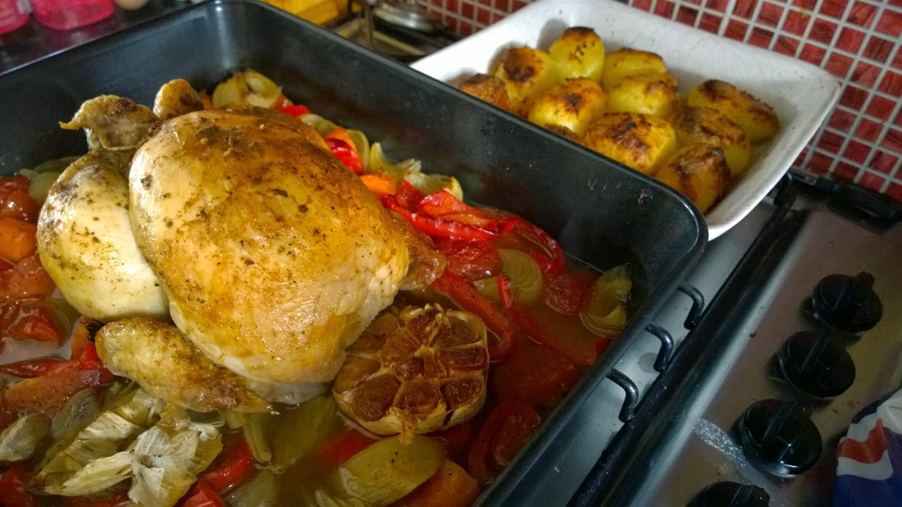 Lola and Finn's mum Bank Holiday, Some Lindeman Wine and a Roast