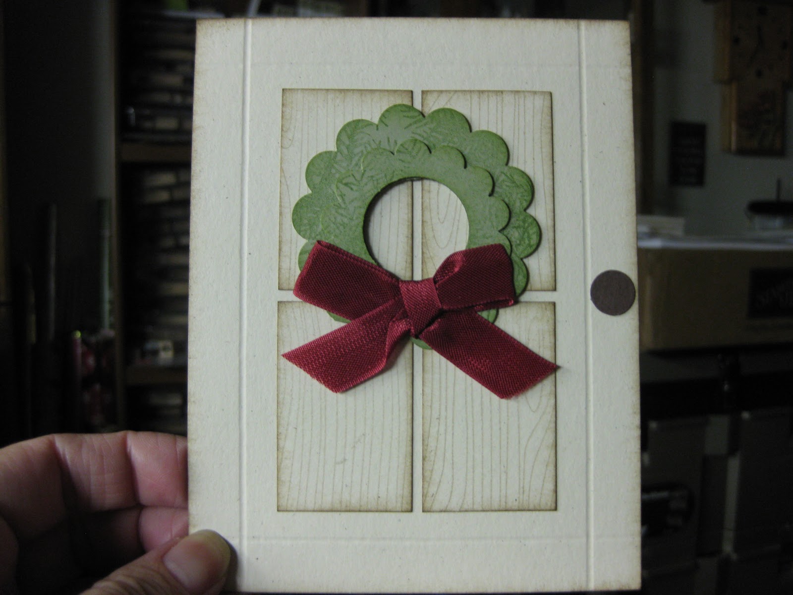 Dexter's Designs Wood grain embossing folder