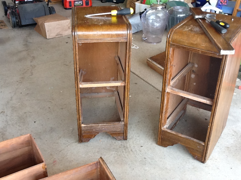 The Creative Chickadee Repurposed Desk into Night Stands