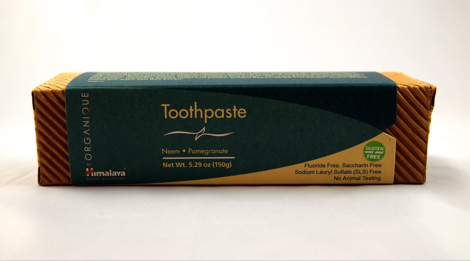 Kaylin's Kit Review Himalaya Neem and Pomegranate Toothpaste