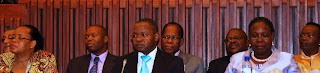 alberto vaquina parlamento.jpg