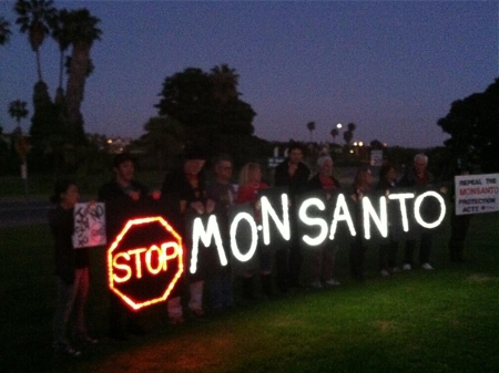 MINUTO A MINUTO: El planeta desafía a Monsanto Eeuu+San+Diego