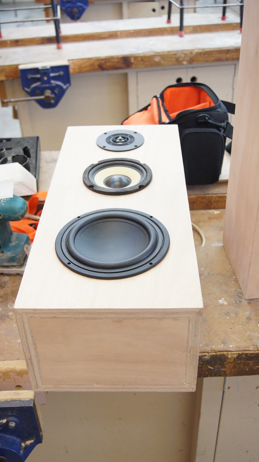 Thomas Fullers PWK 2011 Finished speaker construction.