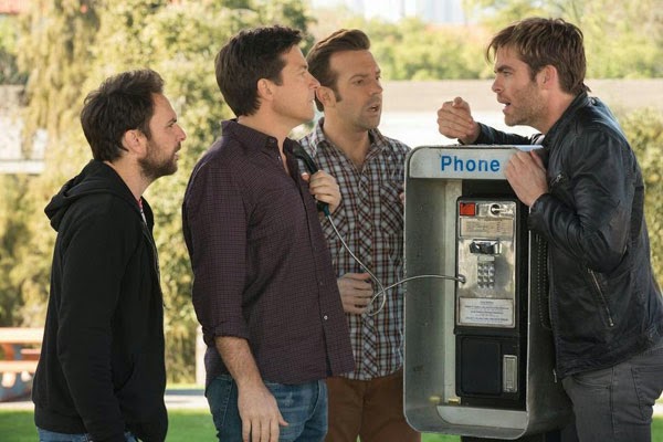Review! Horrible Bosses 2 - French Toast Sunday