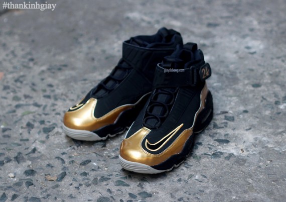 black and gold ken griffey jr shoes