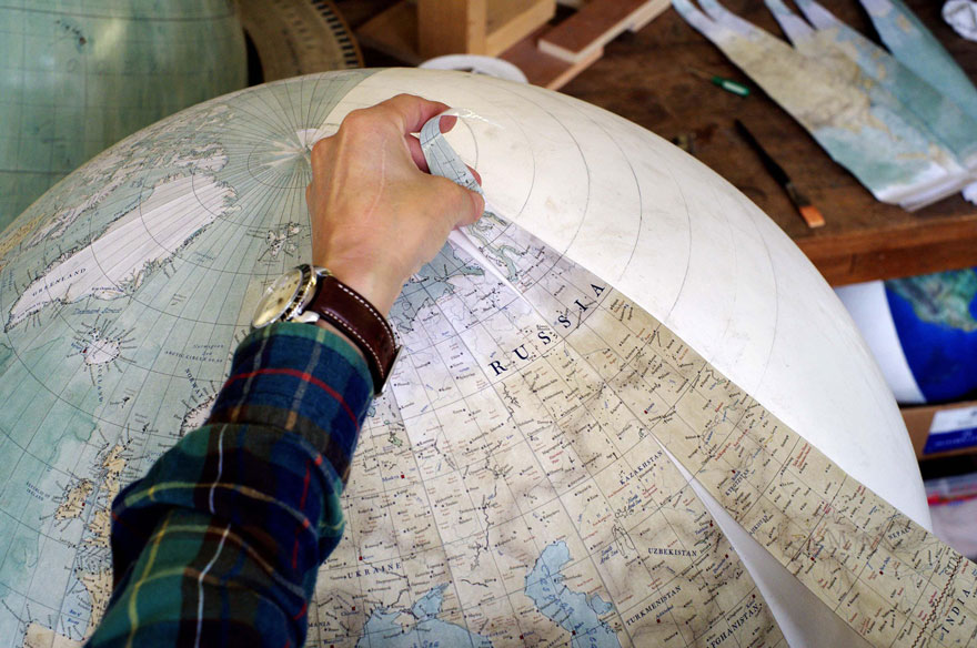 Favourite part? Putting on the last gore - One Of The World’s Last Remaining Globe-Makers That Use The Ancient Art Of Making Globes By Hand Favourite part? Putting on the last gore - One Of The World’s Last Remaining Globe-Makers That Use The Ancient Art Of Making Globes By Hand