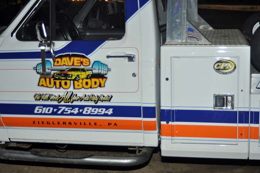 COWPATTY NATION: DAVE'S AUTO BODY! (Doug Ayres photo)