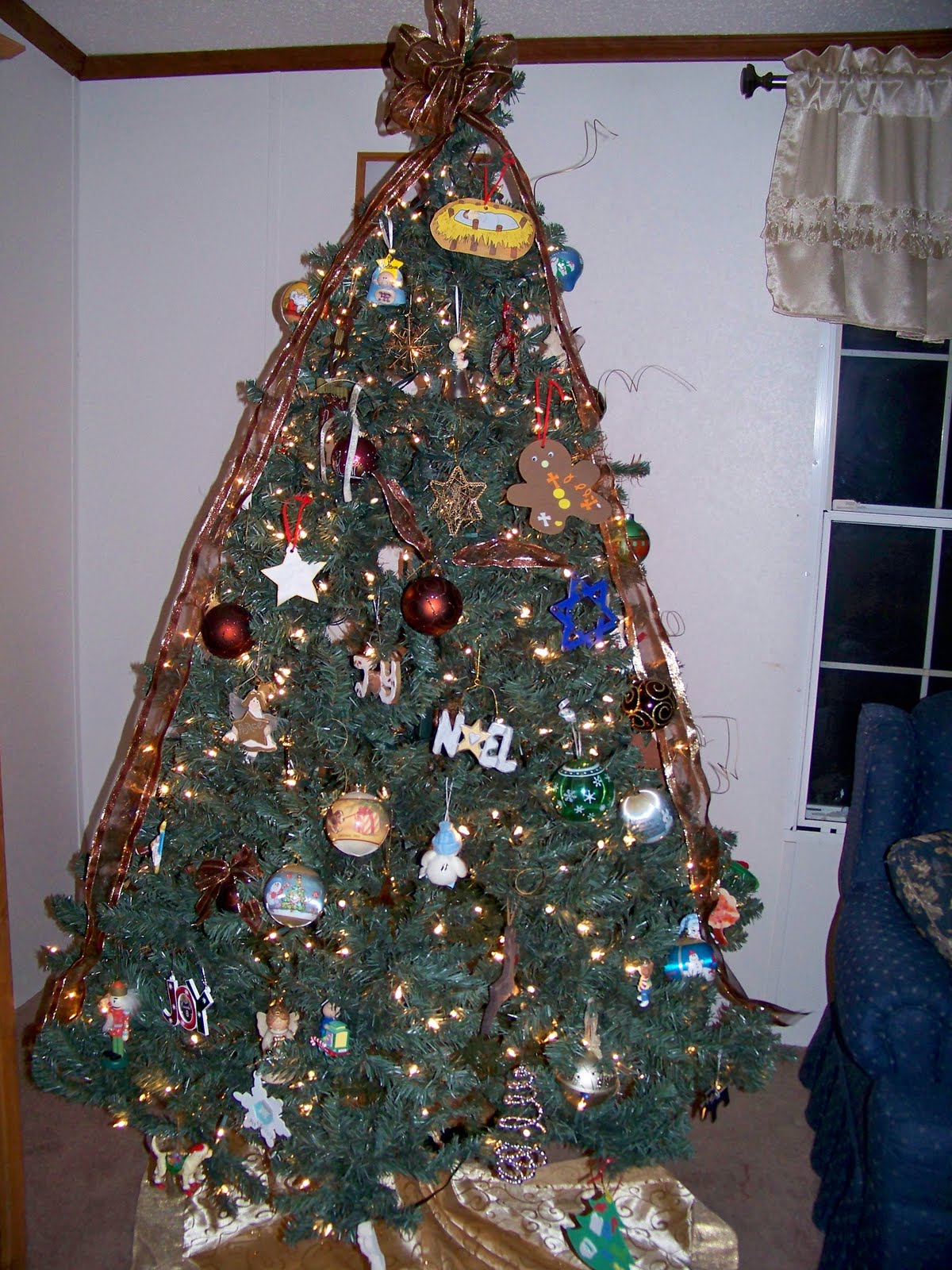 Juli's Joys: Its beginning to look a lot like Christmas!!