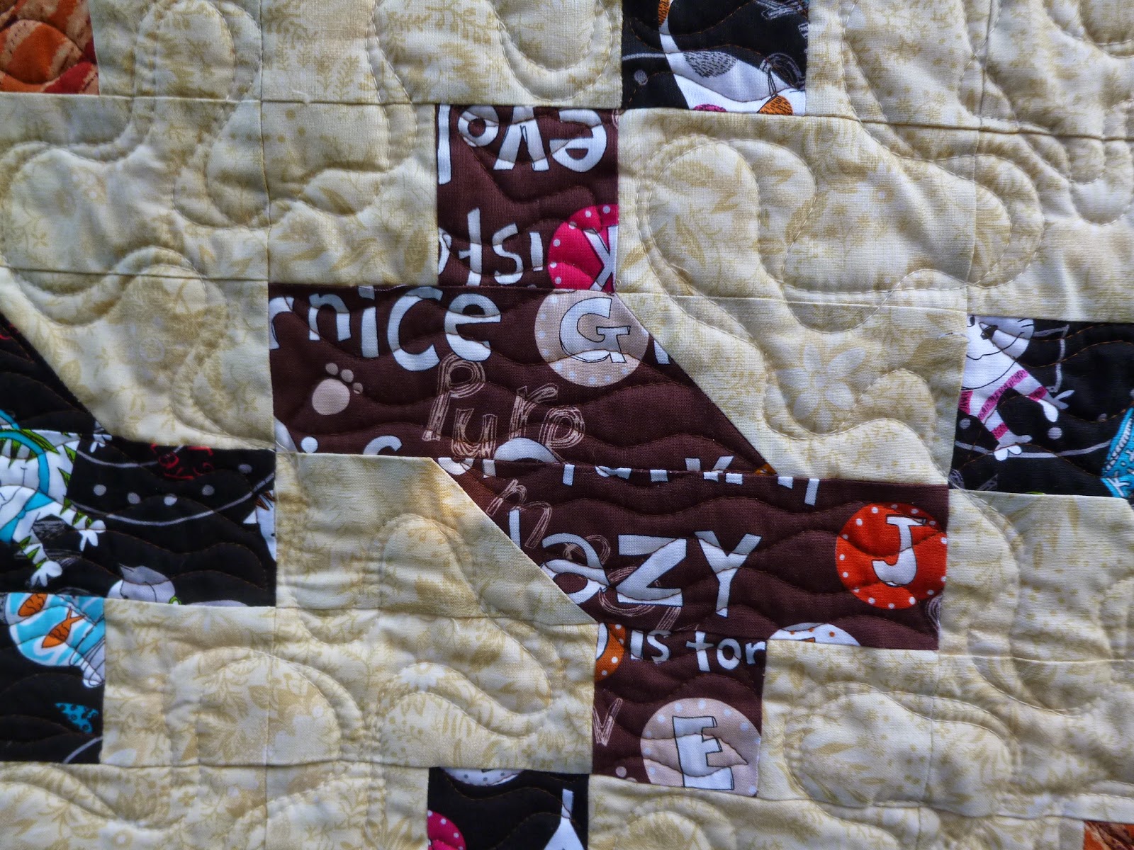 Linda's Quiltmania Dog Bones