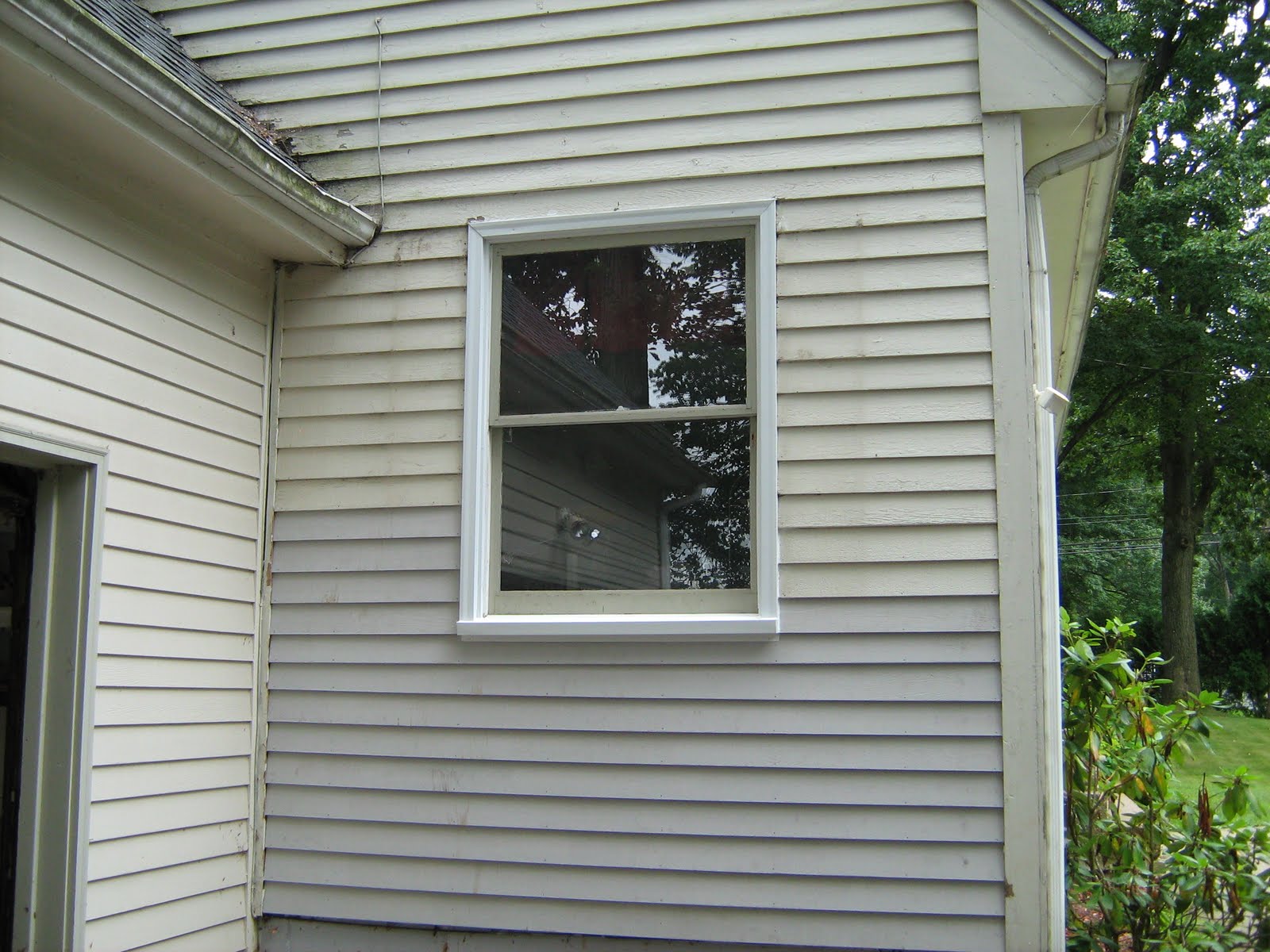 Bruce R. Johnson Replacement Windows in West Hartford