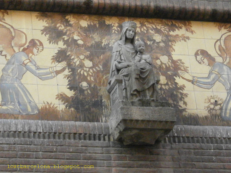 BARCELONA MON AMOUR LA IGLESIA DEL CARMEN