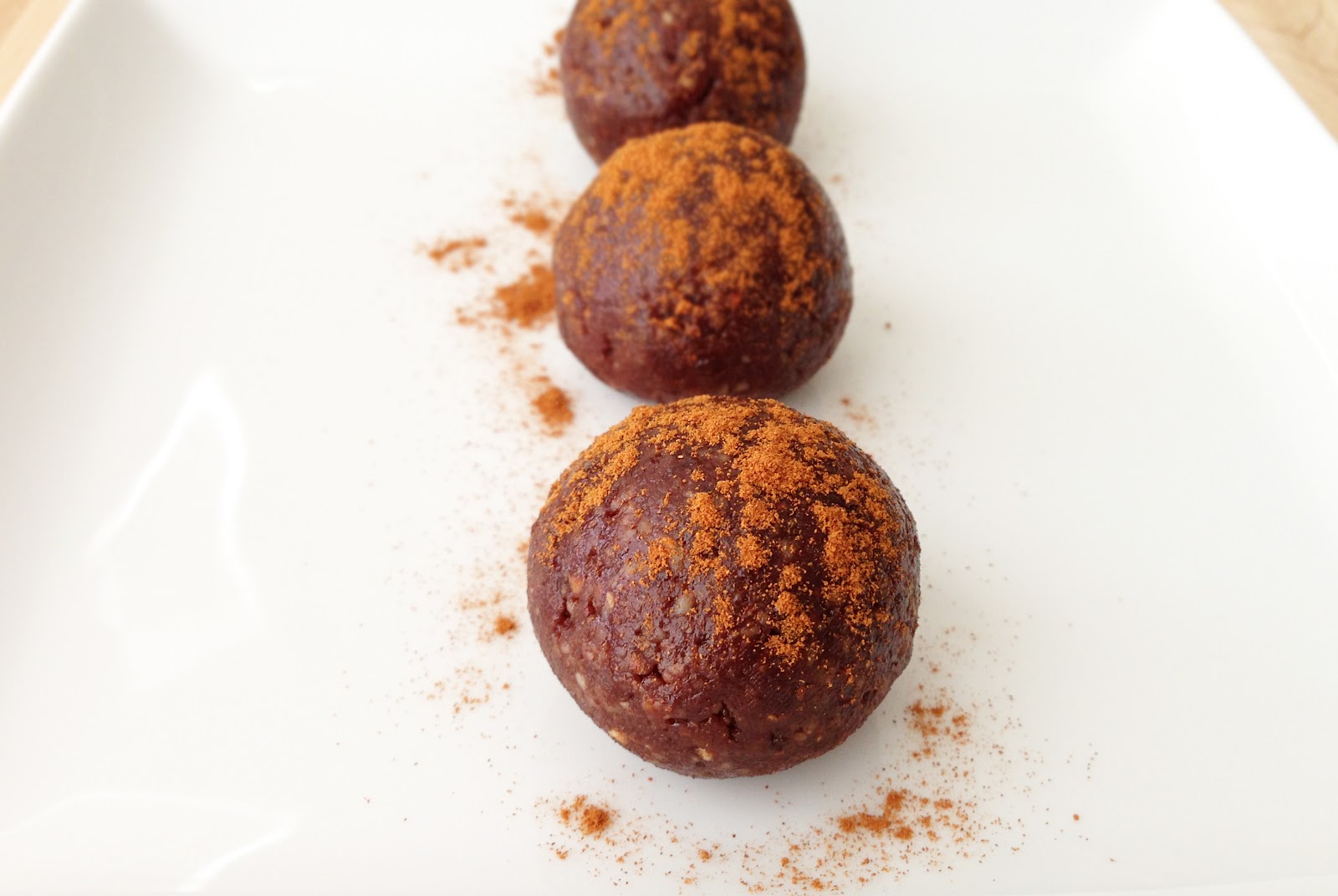 Made to Create Raw Cinnamon Chocolate Truffles