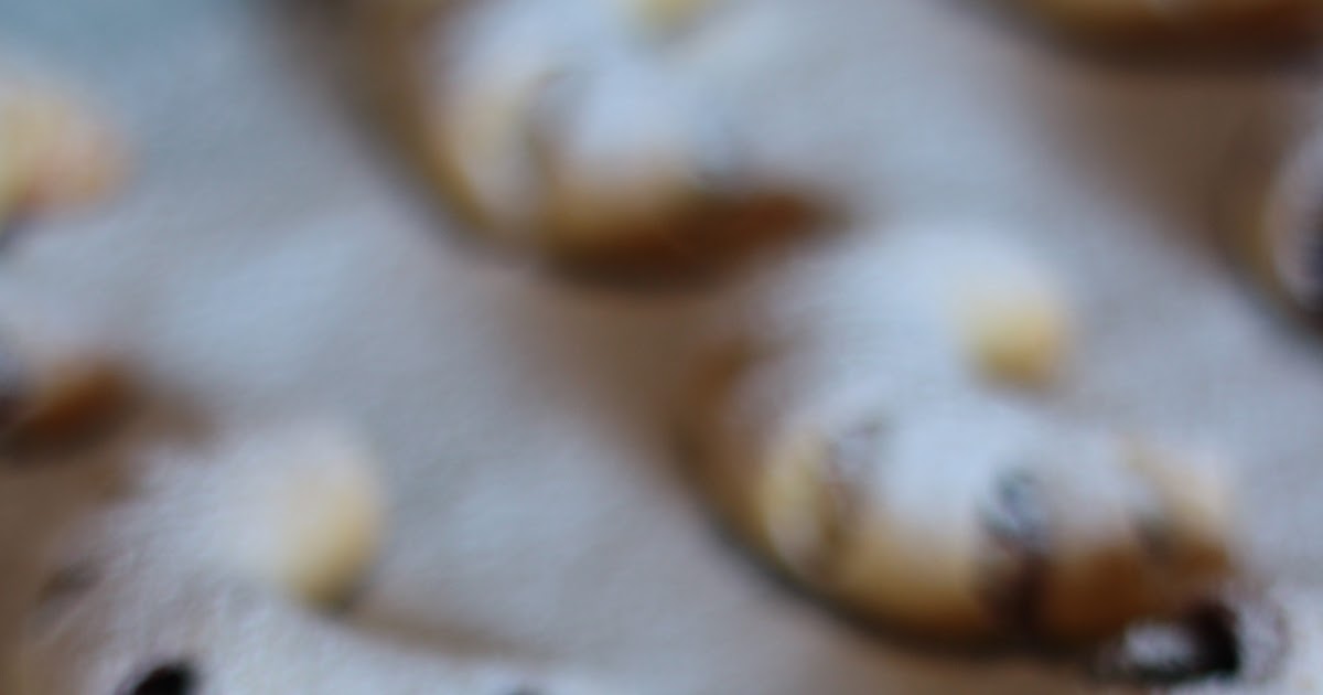 the Old Curiosity Shop Crescent Cookies with Plum Jam